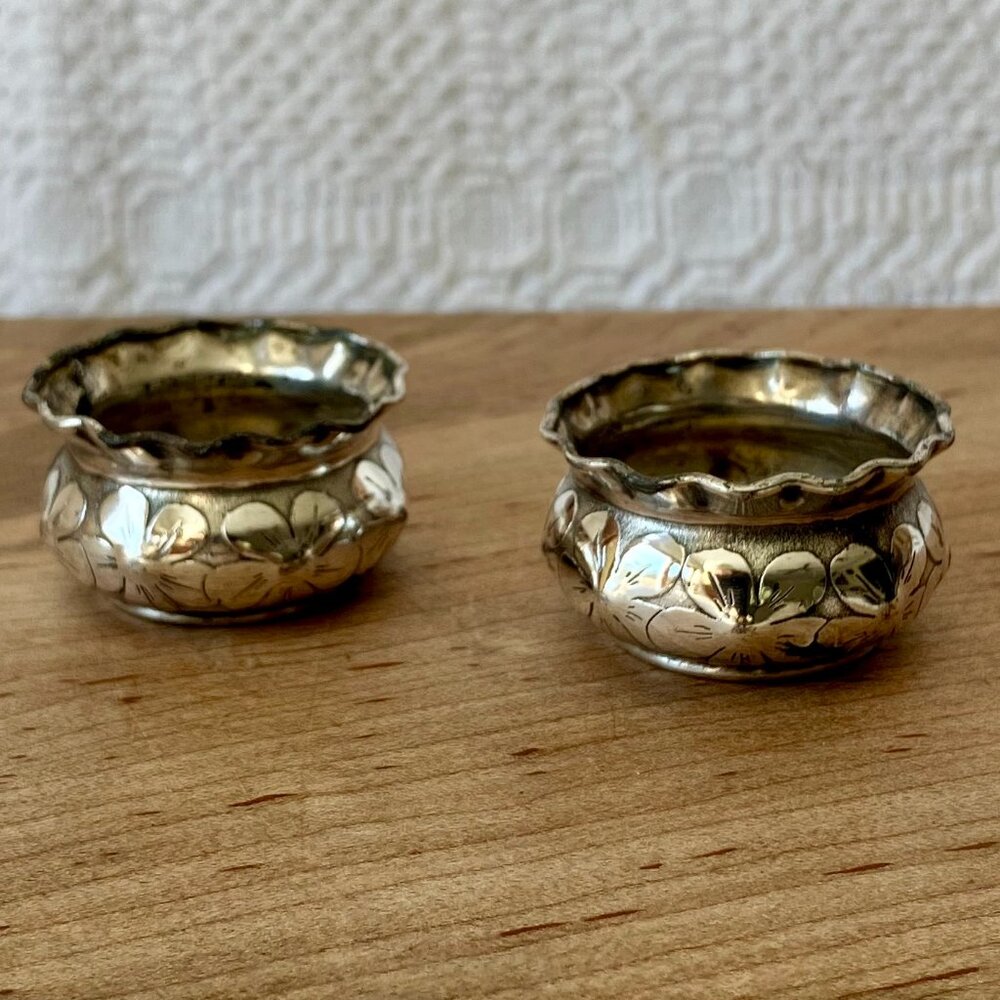 Set of 2, Wilcox Silver Plate Co Salt Cellars Silver Plate 3709 Meriden, CT